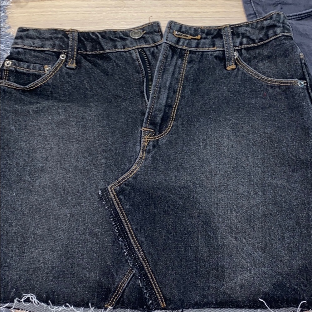 Forever 21 black jean skirt